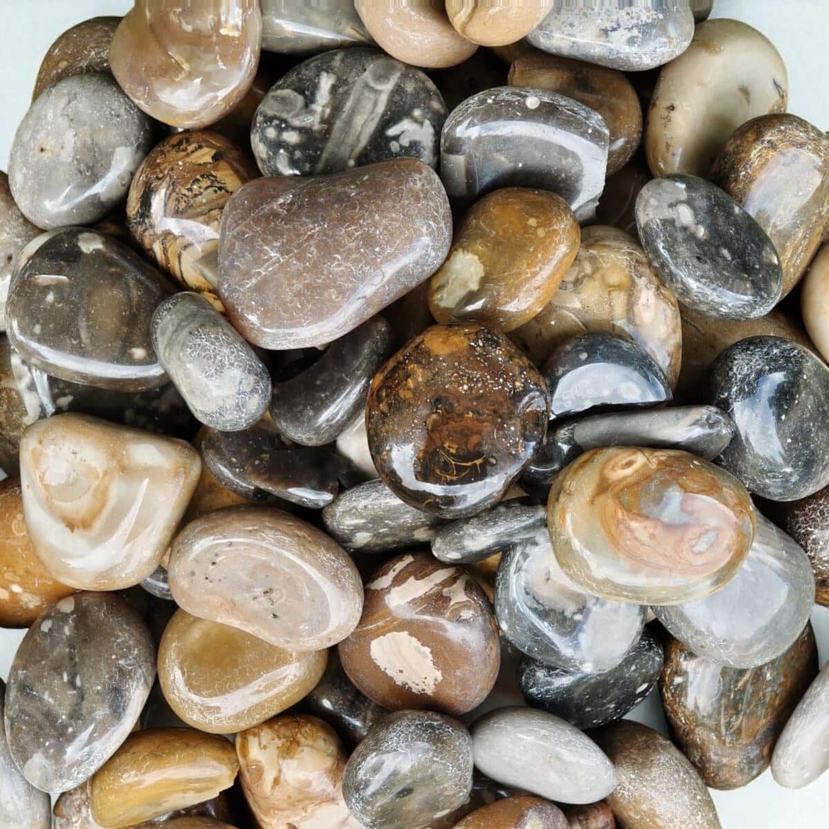 African Pebbles Polished 20-40 mm (Mix Color) - Image 1