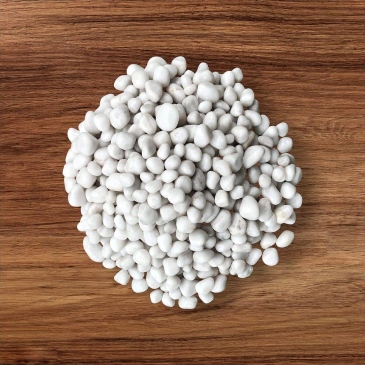 White Pebbles Polished  20-30 mm - Image 1